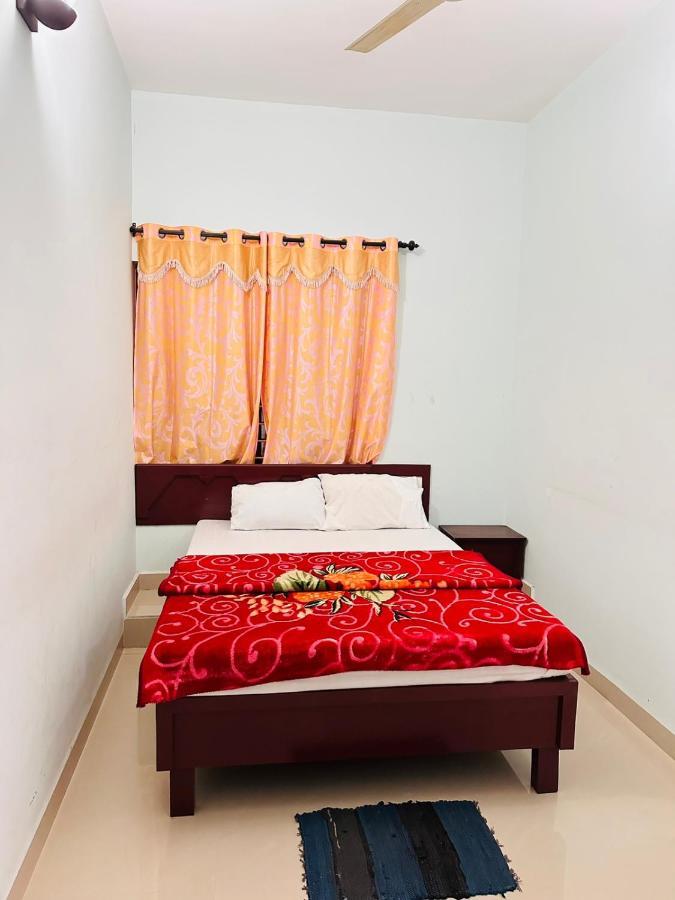 Pkn Homestay Kumily Thekkady Exterior foto