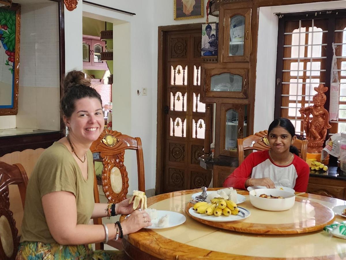 Pkn Homestay Kumily Thekkady Exterior foto